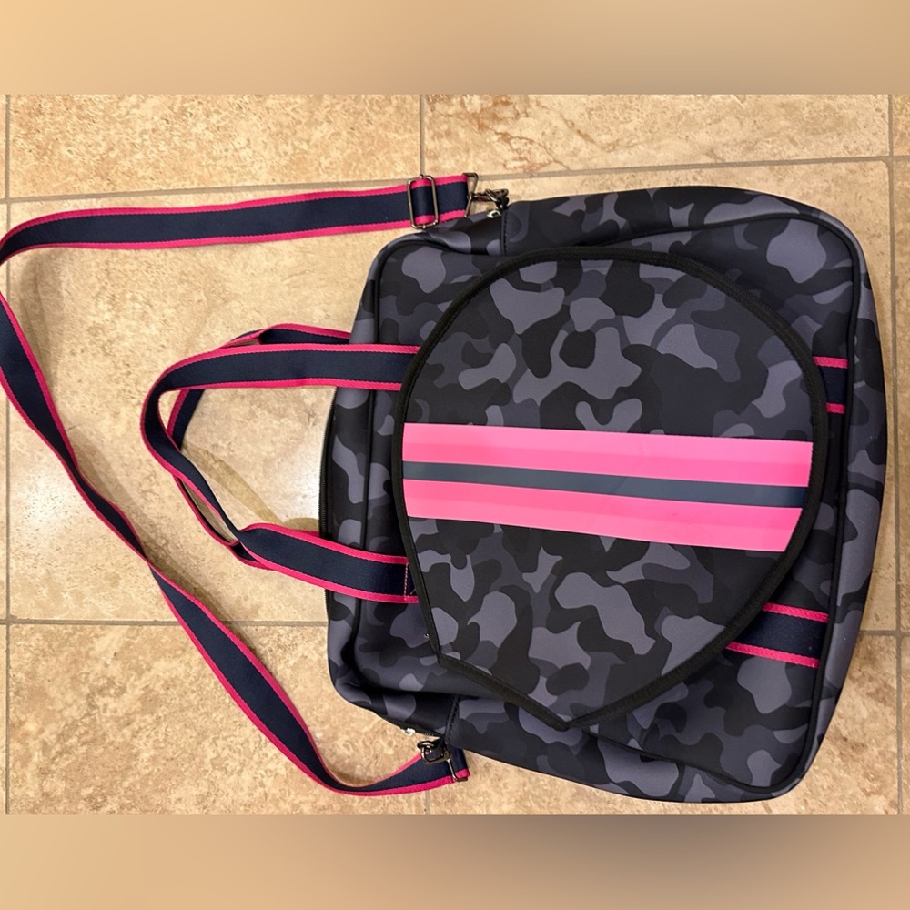 Tennis bag
